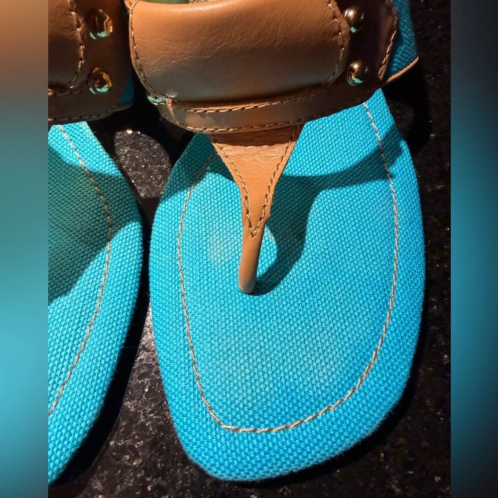 Unisa turquoise fabric